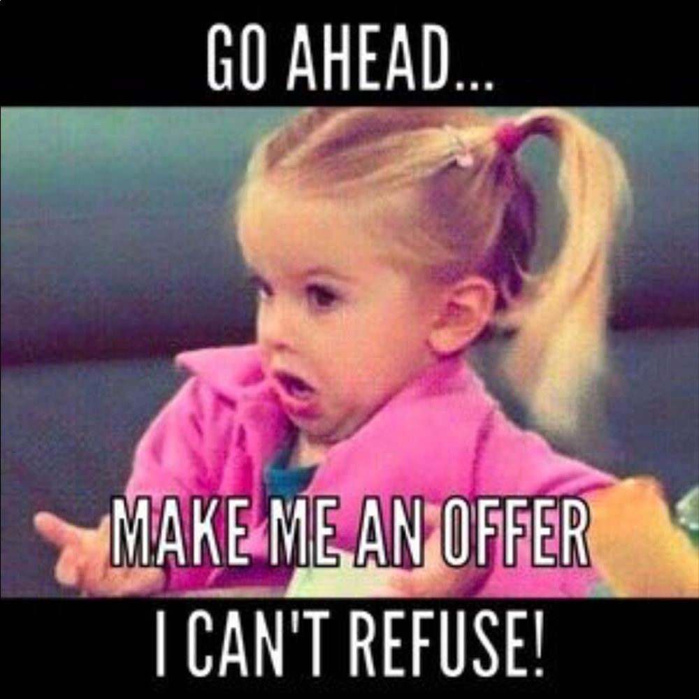 🎀I love reasonable offers! 🎀